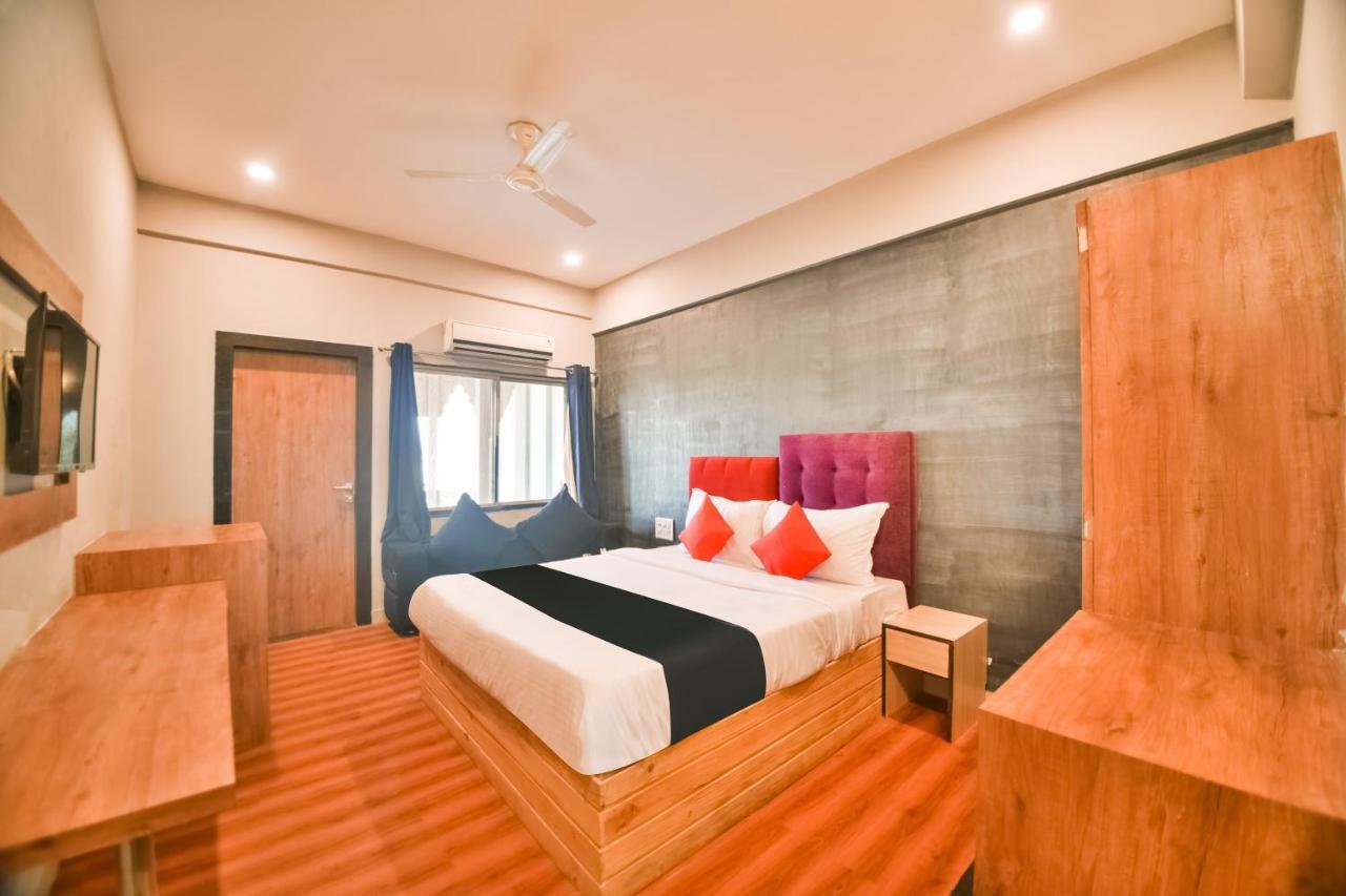 แคปิตัล โอ 48457 อมฤต พาเลซ Hotel Bhilwara ภายนอก รูปภาพ