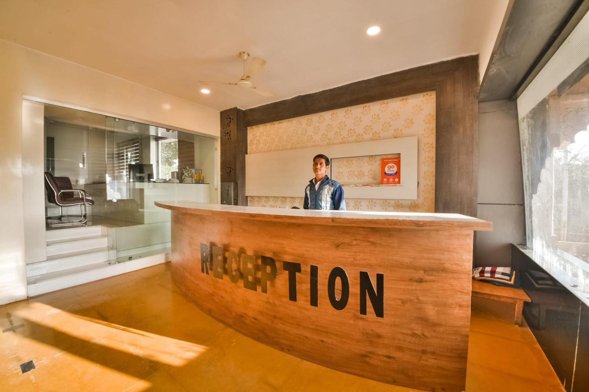 แคปิตัล โอ 48457 อมฤต พาเลซ Hotel Bhilwara ภายนอก รูปภาพ